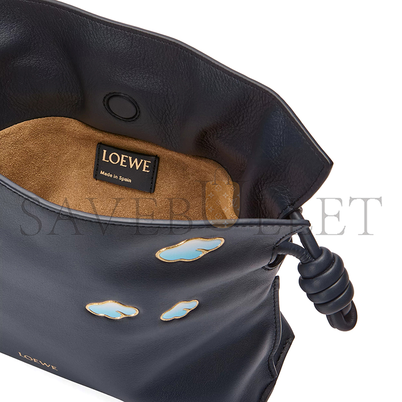 L0ew* FLAMENCO MINI CLOUDS CLUTCH BAG A411FC2XA2 (22.5*18*9cm)